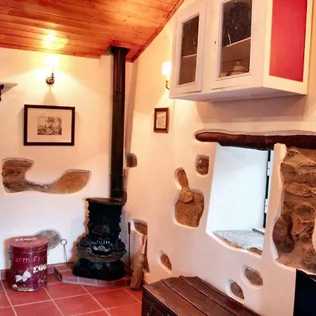Welcoming House In - 50 M² With Enclosed Garden *